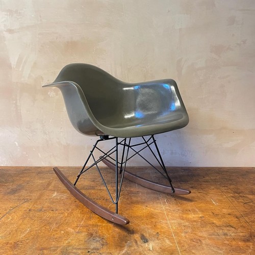 Chaise bascule vintage - À,